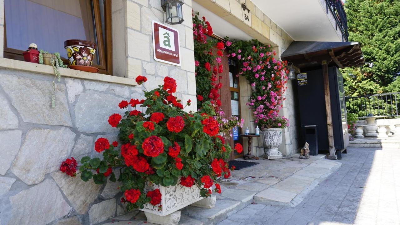 Casa Madrazo Con Piscina Y Parrillas Praves Kültér fotó