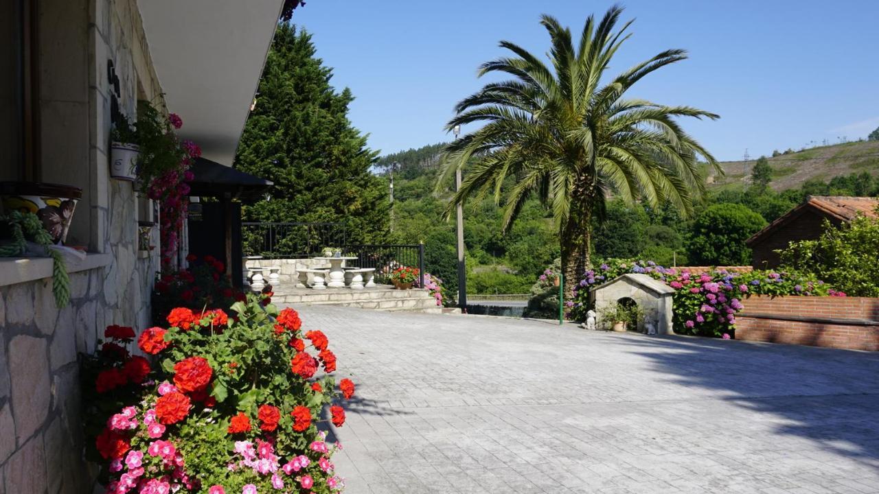 Casa Madrazo Con Piscina Y Parrillas Praves Kültér fotó